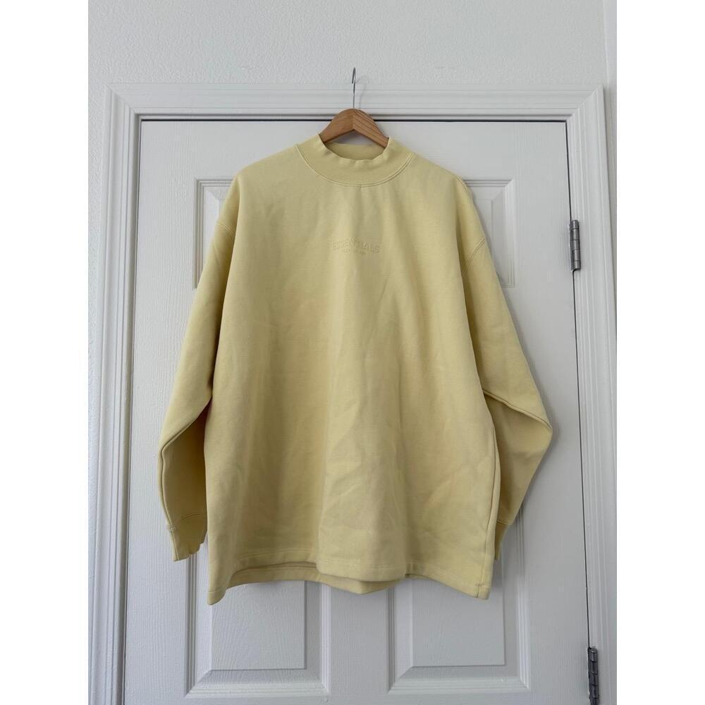 Essentials Fear Of God Canary Crewneck Sweatshirt. Small